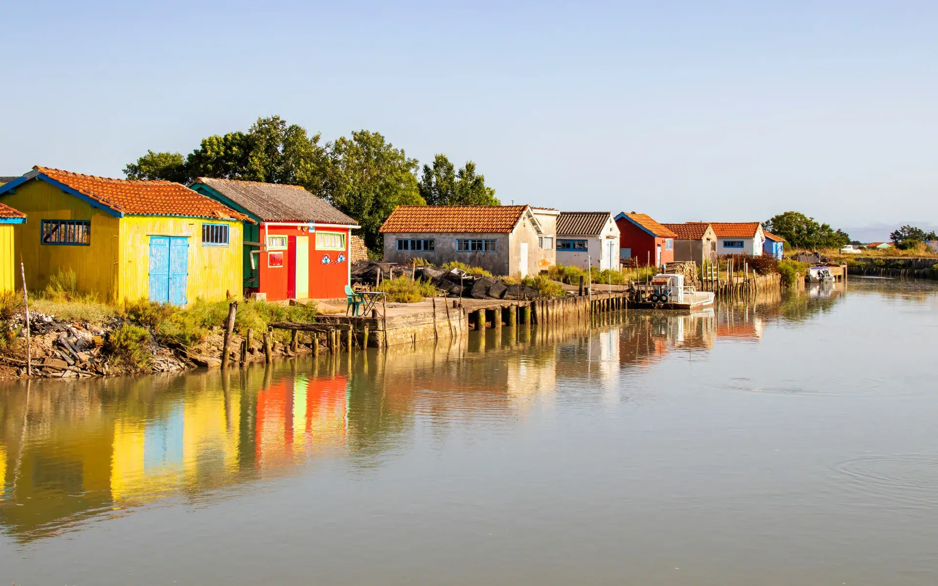 cabanes colores oleron charente maritime